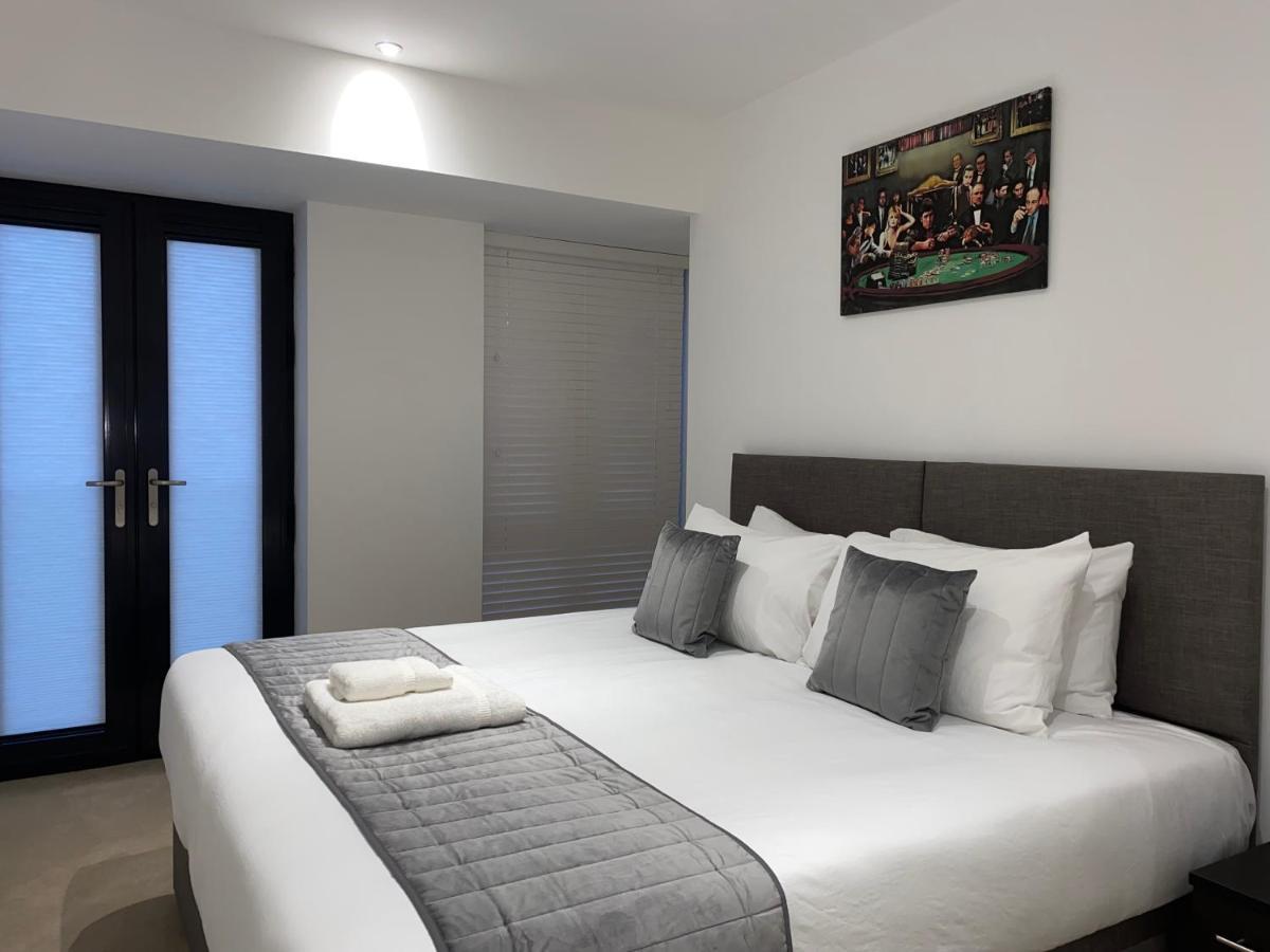 Roomotel - Broadoaks Apartments Солігалл Екстер'єр фото